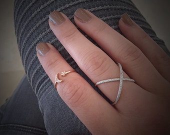 Mini Moon and Star Diamond Ring - 14k yellow, white, rose gold - diamond moon and star ring - midi ring - pinky ring - natural diamonds