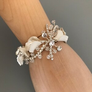 Floral Bridal Bracelet / Crystal Floral Leaf Bracelet  / Wedding Bracelet / Wedding Jewelry / Crystal Bracelet / Gold Crystal Bracelet