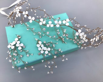 Crystal Floral Hair Vine & Earring Set / Ivory Flower Pearl Wedding Headpiece /  Boho Wedding Vine Halo / Floral Vine Statement Earrings