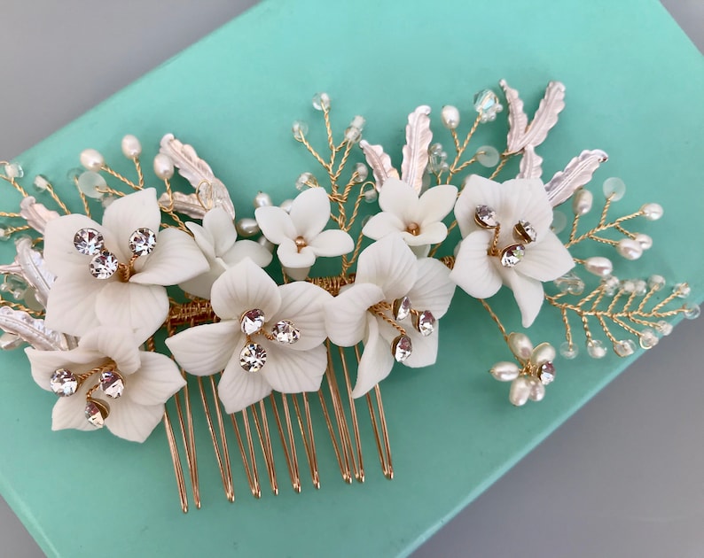 Crystal /& Pearl Floral Bridal Hair Comb Headpiece Ivory Porcelaine Flower Hair Comb Floral Leaf Wedding Hairpiece Gold Flower Comb