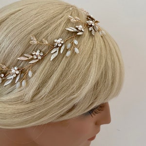 Long Floral Crystal Vine / Flower Pearl Wedding Hair Vine / Opal Flower Leaf Bridal Headpiece / Boho Floral Vine Headband / Flower Halo