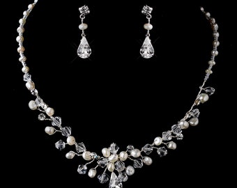 Parure de bijoux de mariée cristaux Swarovski et perles d'eau douce