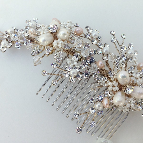 Crystal and Pearl Bridal Hair Comb, Wedding Hair Comb, Ivory & Champagne Pearl, Crystal Hair Comb, Swarovski Crystal, Bridal Headpiece,