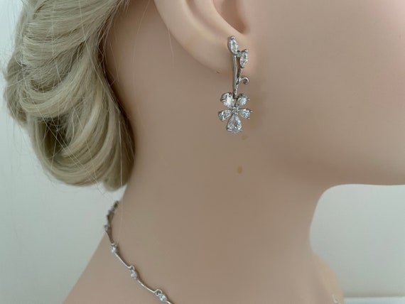 Fukinxus Women's Silver Cubic Zirconia Leaf Vine Y-Necklace & Earrings Set - Bridal & Wedding Jewelry - View #10