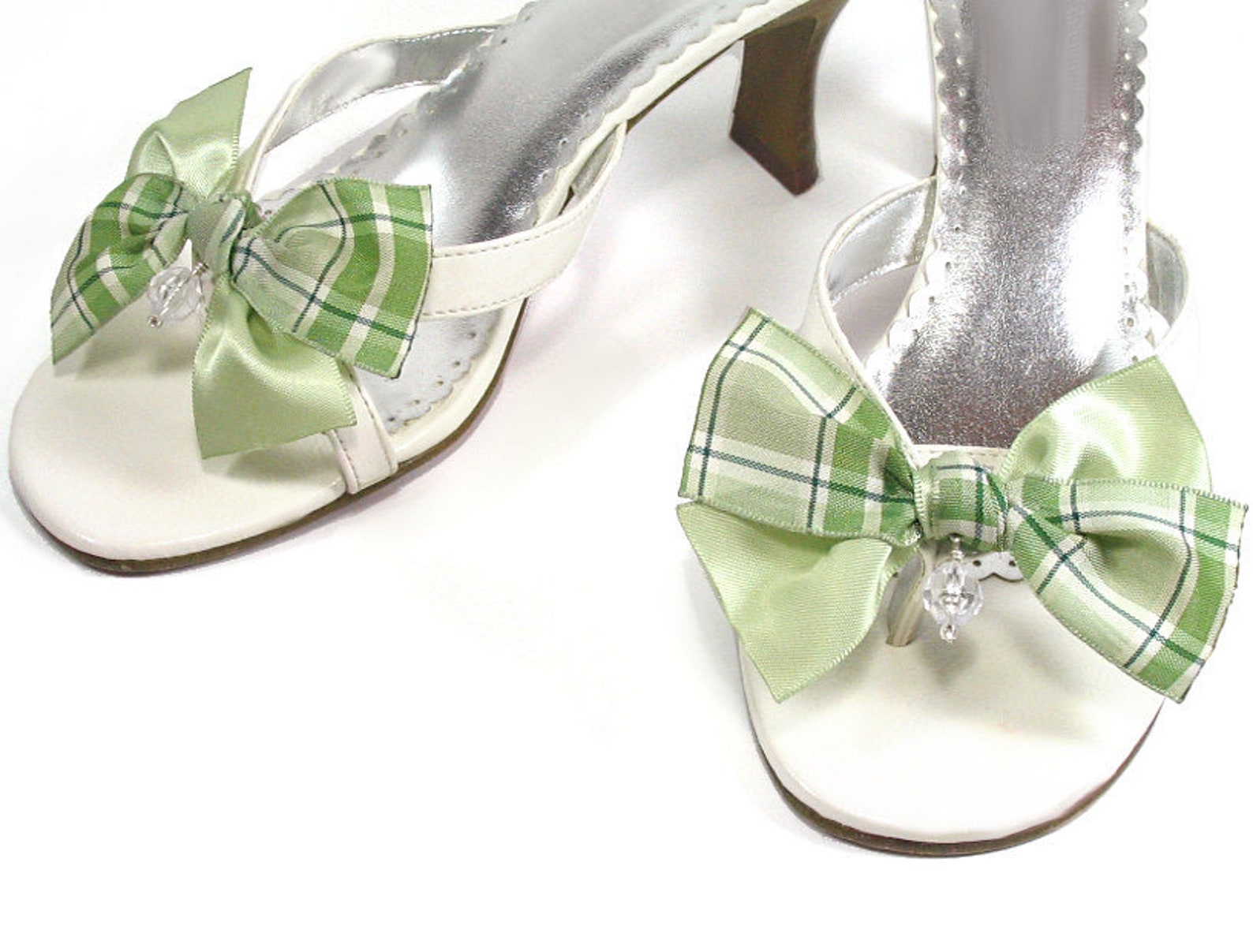 handmade green shoe clips, bow shoe clips, for high heels, sandles and ballet flats, wedding shoe clips, wedding bow shoe clips