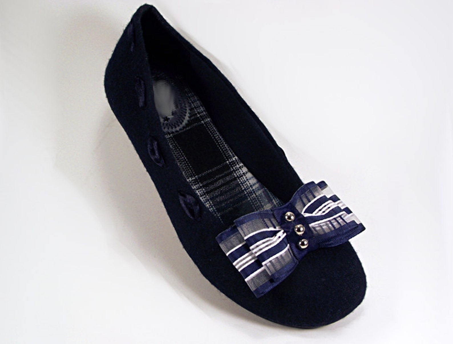 bow shoe clips, striped studded nautical bow shoe clips, navy blue wedding shoe clips, shoe clips for heels ballet flats flip fl