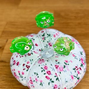 Alfileres de costura decorativos para alfileteros - regalo para costureras, costureras, punto de cruz, alfileres para contar, accesorios para manualidades - ranas