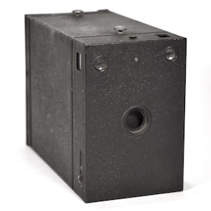 1922 Kodak No. 2 Film Pack Hawk-Eye Metal Box Camera, uses 520 Film Pack