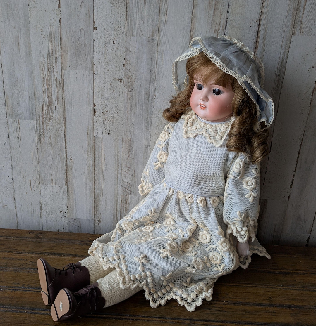 Antique German Bisque 24