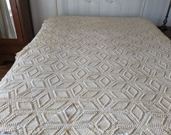 Handmade Crocheted Coverlet, Heavy Ivory Not-Quite-Finished Bedspread, Vintage Bed Cover, Lovely Diamond Stars Pattern