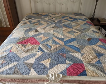 Abstract Shapes Farmhouse Quilt, Vintage Quilted Patchwork Blanket, Light Colors, Some Wear