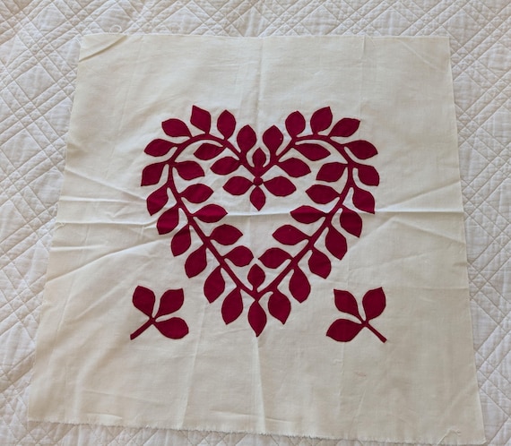 ハンドメイド パッチワーク ハートのキルト アップリケ 刺繍 タペストリー フリーカバー パッチワーク♡ベビーキルト♡大サイズ♡ハートアップリケ