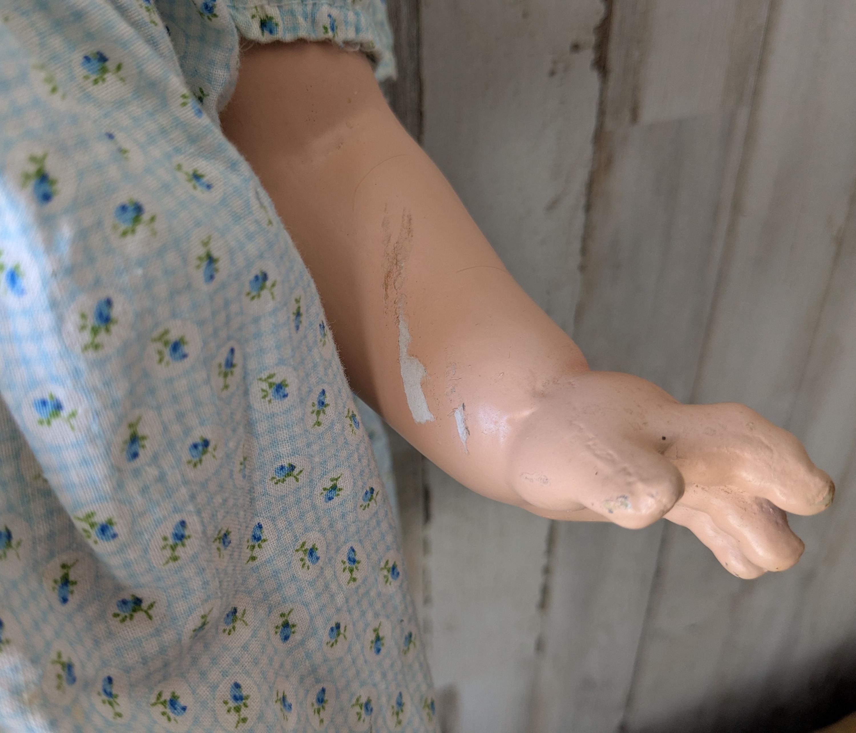 アメリカンキャラクター プチサリー 24インチ ママドール 合成素材