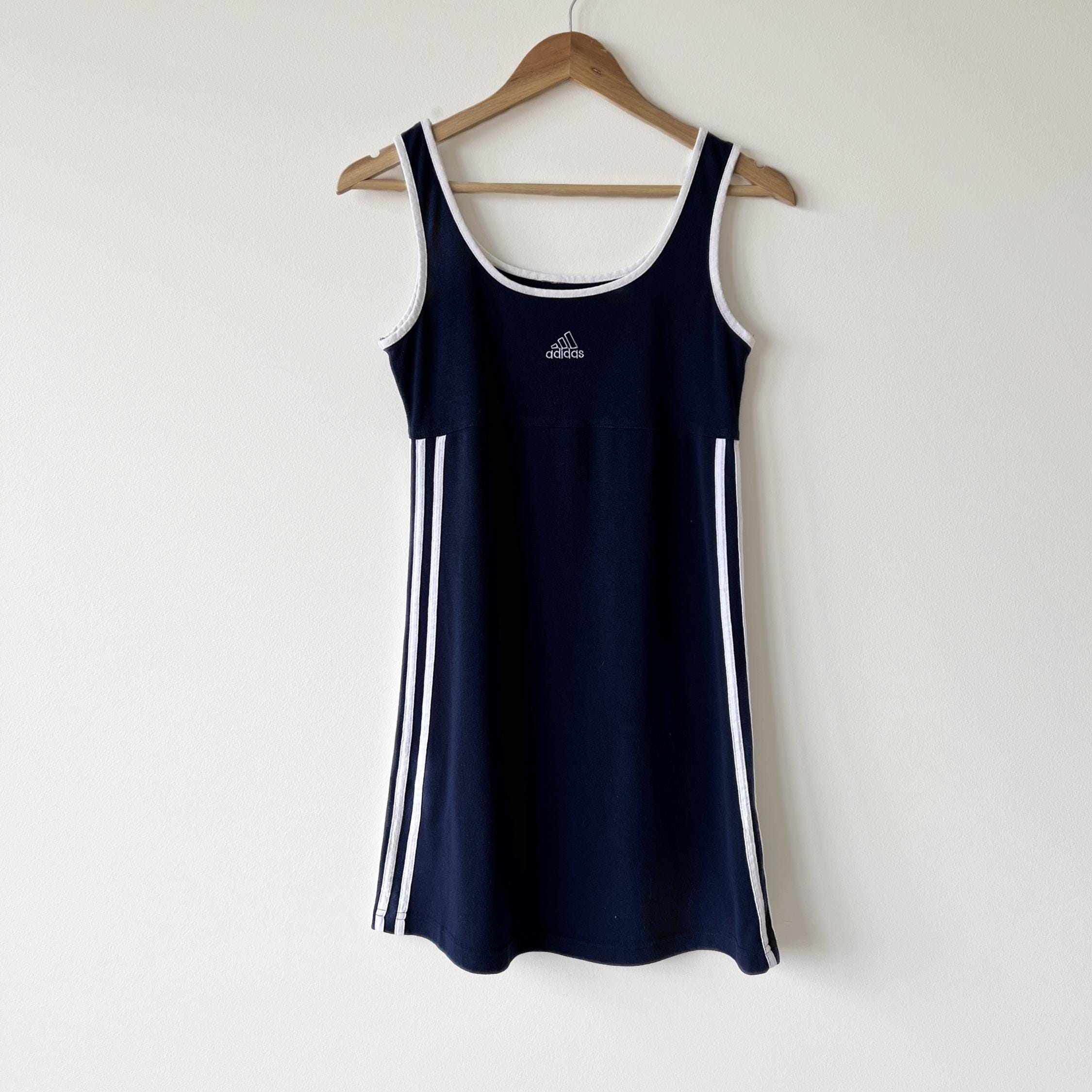 Adidas tennis dress vintage 2025
