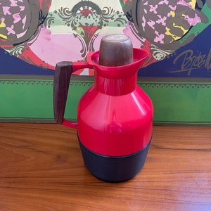 Rosendahl Mid Century Coffee Thermos in Black and Red