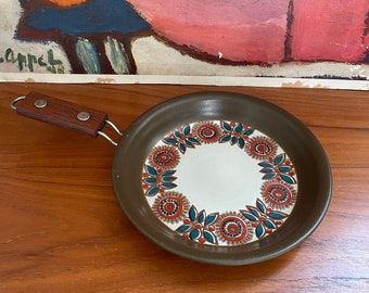 Figgjo Norge Flameware Skillet with Wooden Handle