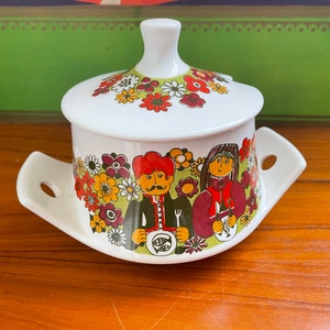 Vintage Small Figgjo Flint Ceramic Soup Tureen
