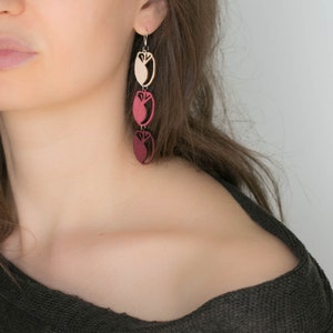 Tulip 3 wooden earrings different colours