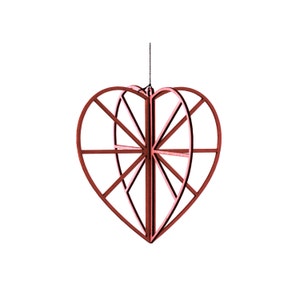 Cuore rosso in legno per amore e cartolina regalo di San Valentino