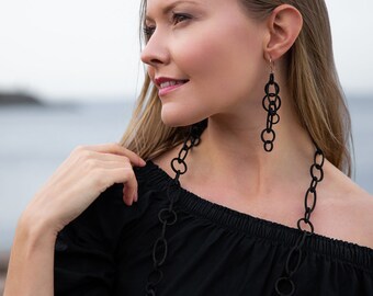 Halo - Long wood chain earring with black, red, blue and natural wood colour options