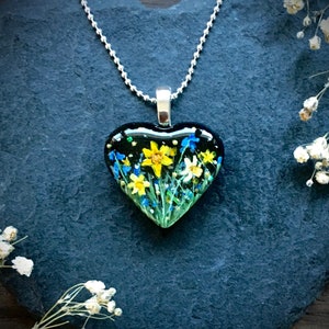 Daffodil March Flower Heart Resin Pendant ~~ Daffodil and Bluebell Necklace, Aquamarine Birthstone on Custom Hang Tag
