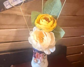 Upcycled one-of-a-kind unique Vintage photo/ephemera holder stand.  Photos are not included