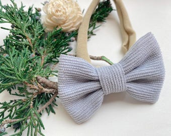 Diadema con lazo de pana color bígaro: diadema suave para bebé