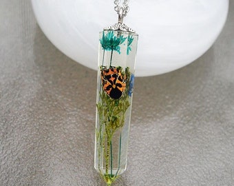 Real Bug Crystal Necklace, 3D Hexagonal Point Terrarium, Floral Botanical Nature Jewelry