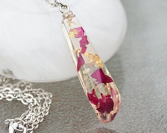 Real Rose Petals Resin Pendant Necklace 3D Crystal Botanical Nature Jewelry