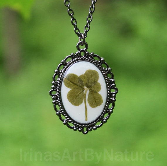 Real 6-leaf Clover Necklace Pressed Six 