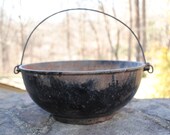 Rare Griswolds Erie Hanging Planter Cast Iron Pot Heavy Farmhouse No. 4 782 Cauldron