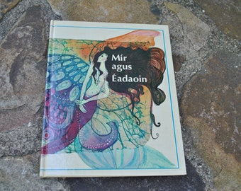 Very Rare Gaelic Artwork Book Vintage Mir Agus Eadaoin