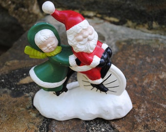Vintage Ceramic Santa and Mrs. Claus Figurine Statue Christmas Decoration Holiday