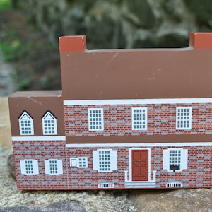 Cat&#39;s Meow Faline Wooden Building House Woodstown New Jersey Seven Stars Tavern