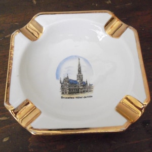 Vintage Bruxelles Belgium Hotel de Ville Ceramic Ashtray Travel Souvenir