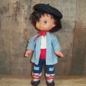 Boneca artesanal vintage brinca com brinquedo infantil