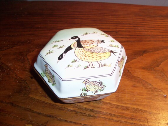 Vintage Handpainted Duck Metal Trinket Box - image 2