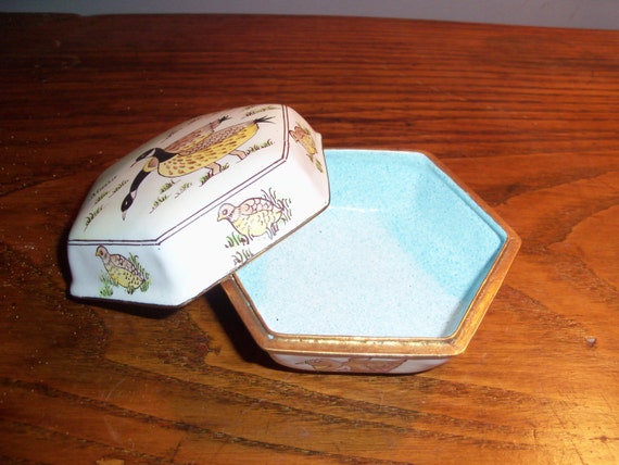 Vintage Handpainted Duck Metal Trinket Box - image 1