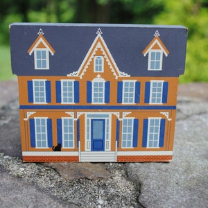 Vintage Faline Wooden House Building Cat&#39;s Meow Daughters of Painted Ladies Series Hall Cottage B