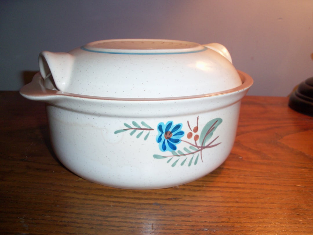 Vintage Stangl Pottery Blue Daisy Oven Proof Covered Casserole Etsy
