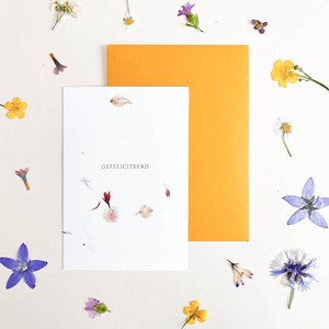 Cartes de fleurs sèches