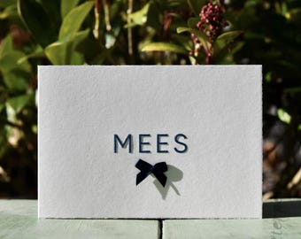 Geboortekaartje Oud Hollands papier met mini strikje