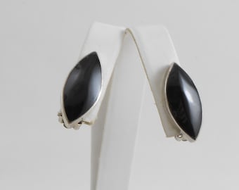 Black onyx sterling silver clip back earrings marked Taxco Mexico Southwestern Jewelry