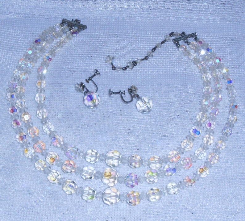 Antique Glass Faceted AB beaded Multistrand Bib Necklace 1940s costume image 2