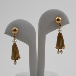 1/20 12k gold filled dangle screw back earring with tiny pearls