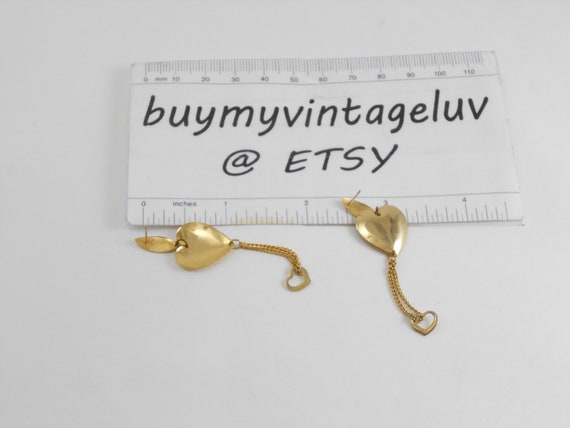 Gold floating hearts pierced dangle earrings - image 2