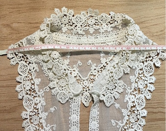 A pair of black red off white lace collar applique sew on cotton lace motif patch