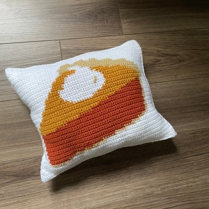 CROCHET PILLOW PATTERN- Pumpkin Pie Colorwork Crochet Pillow Pattern, Pie Pillow, Thanksgiving Crochet Pillow