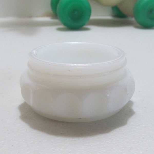 White Milk Glass Cream deodorant Jar or Vanity Jar Thumb Print Design Top Pharma-Craft by Owens-Illinois Glass Company pharmaceutical bottle