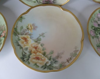 Pastel Yellow Roses Hand Painted Plate,Victorian Yellow Roses, plate collector Gift For Her Gift for Mom Beautiful Plates for Walls Romantic